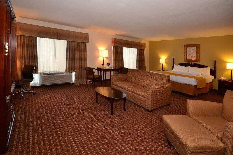 Quality Inn & Suites Carthage Extérieur photo